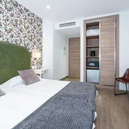 招待所 Boutique Aurora 内尔哈