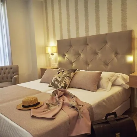 Boutique Aurora 3*